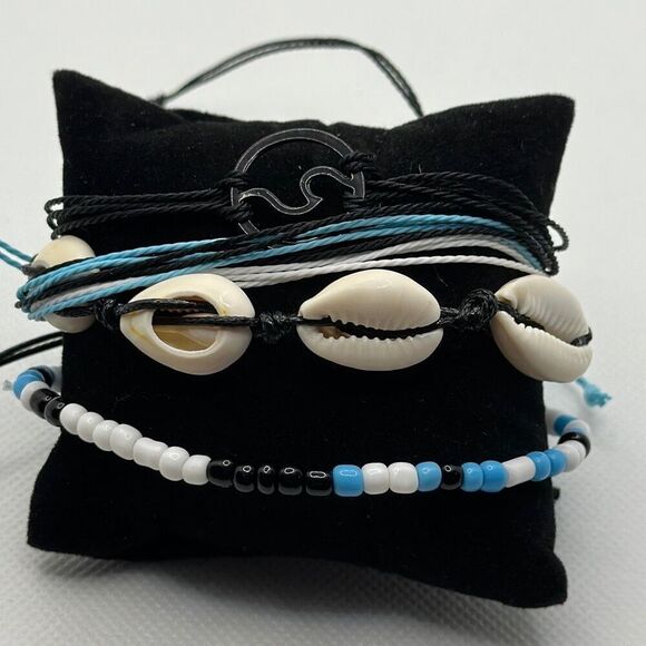 Brand New!! Puka shell and bead bracelet/anklet bundle - Picture 1 of 4